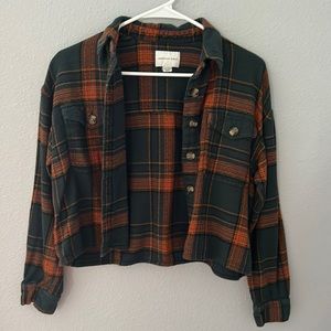American Eagle Cropped Flannel Shirt